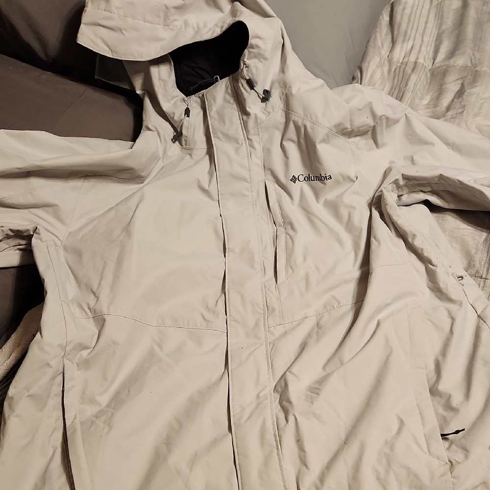 Columbia Off-White Hooded Jacket